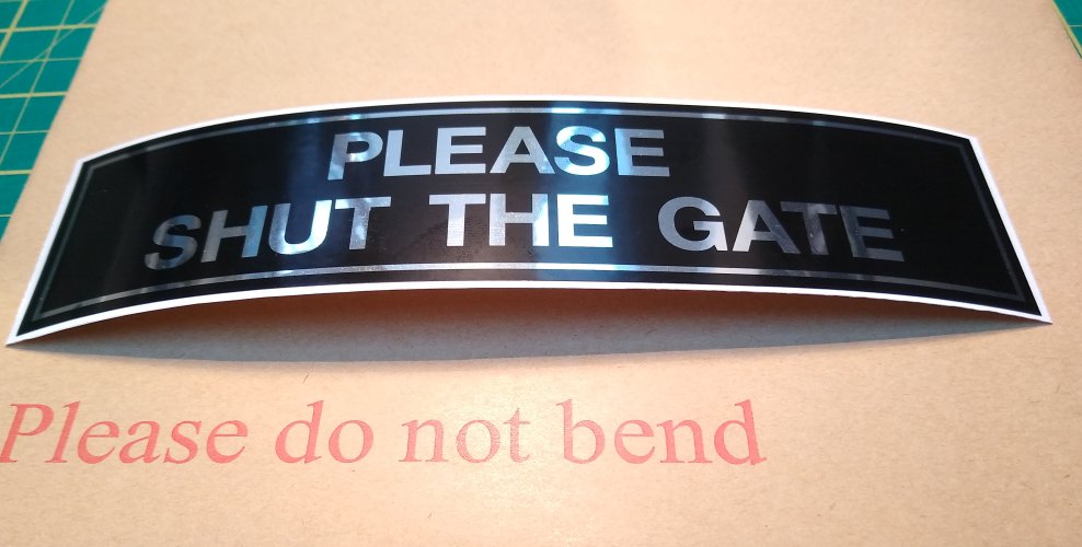 PLEASE SHUT THE GATE